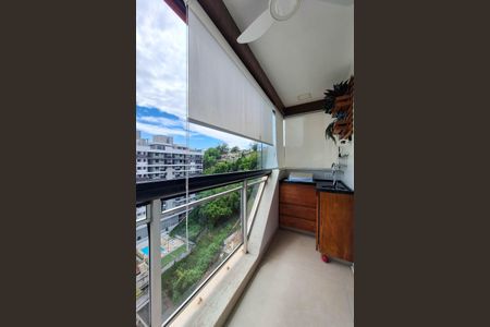 Apartamento à venda com 77m², 2 quartos e 1 vaga Apartamento à venda com 77m², 2 quartos e 1 vagaVaranda da Sala