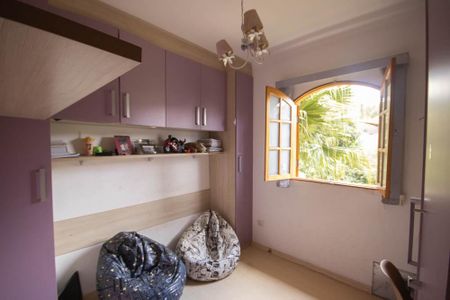 Casa para alugar com 300m², 3 quartos e 5 vagas Casa para alugar com 300m², 3 quartos e 5 vagasQuarto 2