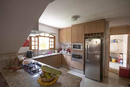 Casa para alugar com 300m², 3 quartos e 5 vagas Casa para alugar com 300m², 3 quartos e 5 vagasCozinha - Armários