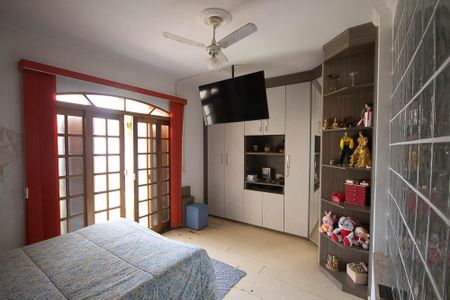 Casa para alugar com 300m², 3 quartos e 5 vagas Casa para alugar com 300m², 3 quartos e 5 vagasSuíte