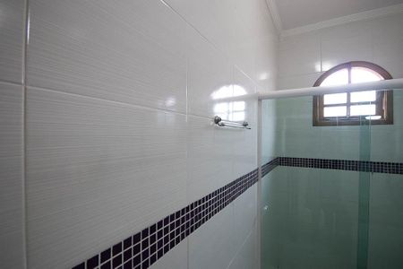 Casa para alugar com 300m², 3 quartos e 5 vagas Casa para alugar com 300m², 3 quartos e 5 vagasBanheiro 2