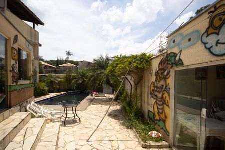 Casa para alugar com 300m², 3 quartos e 5 vagas Casa para alugar com 300m², 3 quartos e 5 vagasPiscina