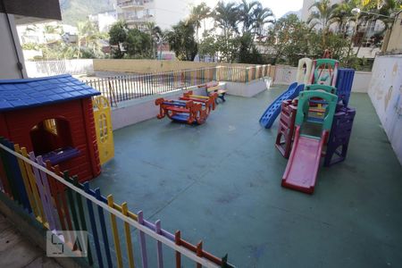 Apartamento para alugar com 100m², 3 quartos e 1 vagaPlayground