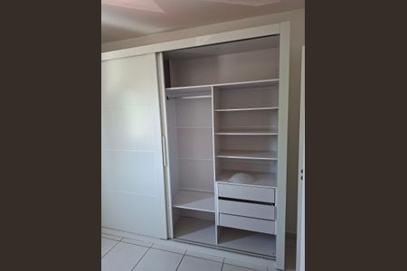 Apartamento à venda com 70m², 3 quartos e 1 vaga Apartamento à venda com 70m², 3 quartos e 1 vagaQuarto