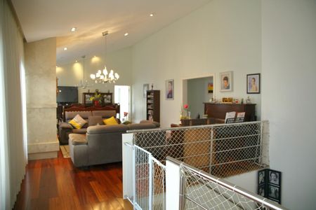 Casa à venda com 370m², 3 quartos e 4 vagasSala