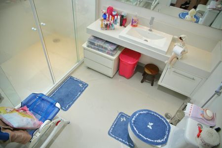 Casa à venda com 370m², 3 quartos e 4 vagasBanheiro Suíte 2 