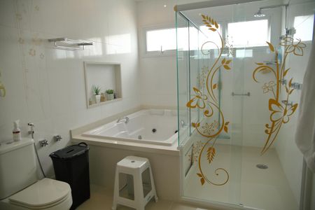 Casa à venda com 370m², 3 quartos e 4 vagasBanheiro Suíte 1 