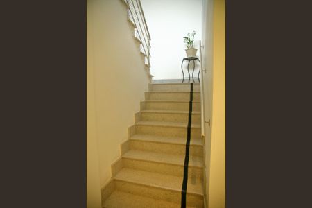 Casa à venda com 370m², 3 quartos e 4 vagasAcesso - Garagem 