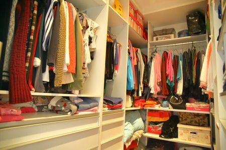 Casa à venda com 370m², 3 quartos e 4 vagasCloset Suíte 2