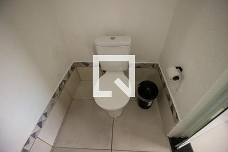 Banheiro de kitnet/studio para alugar com 1 quarto, 35m² em Jardim do Sol , São Paulo
