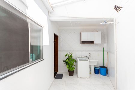 Casa à venda com 122m², 3 quartos e 3 vagas