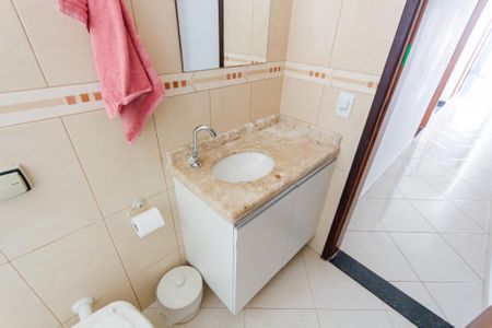 Casa à venda com 122m², 3 quartos e 3 vagas