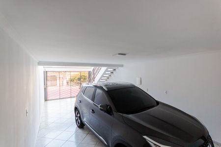 Casa à venda com 122m², 3 quartos e 3 vagas
