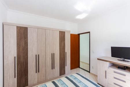 Casa à venda com 122m², 3 quartos e 3 vagas