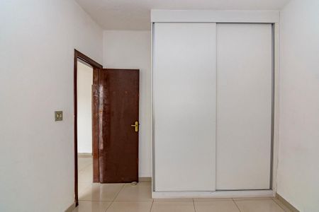 Quarto 1 de casa para alugar com 3 quartos, 90m² em Palmeiras, Belo Horizonte
