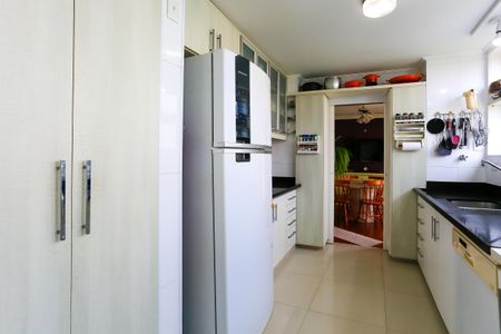 Apartamento à venda com 185m², 3 quartos e 4 vagascozinha 