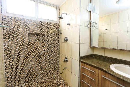 Apartamento à venda com 185m², 3 quartos e 4 vagasBanheiro