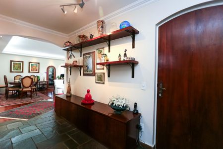 Apartamento à venda com 185m², 3 quartos e 4 vagashall