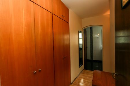 Apartamento à venda com 185m², 3 quartos e 4 vagassuíte