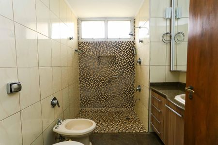 Apartamento à venda com 185m², 3 quartos e 4 vagasBanheiro