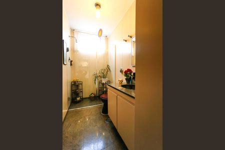 Apartamento à venda com 185m², 3 quartos e 4 vagasLavabo