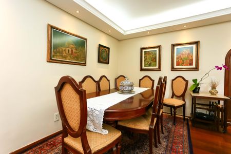 Apartamento à venda com 185m², 3 quartos e 4 vagasSala 1