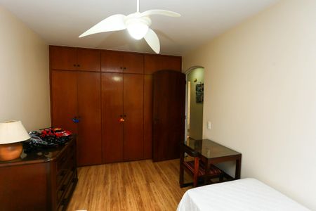 Apartamento à venda com 185m², 3 quartos e 4 vagasquarto 1