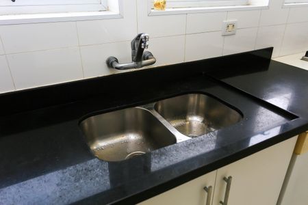 Apartamento à venda com 185m², 3 quartos e 4 vagascozinha 