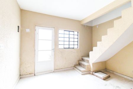 Sala de casa à venda com 3 quartos, 185m² em Itaquera, São Paulo