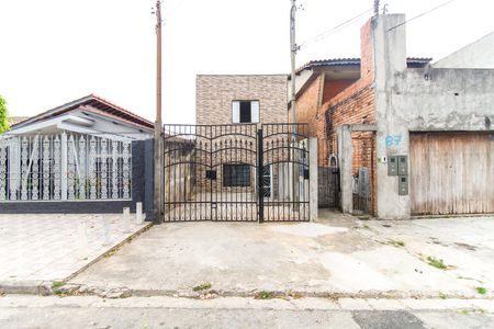 Casa à venda com 185m², 3 quartos e 1 vagaFachada