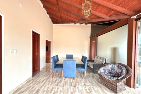 Sala de apartamento para alugar com 2 quartos, 90m² em Barreiros, São José