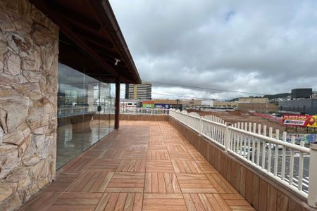 Apartamento para alugar com 90m², 2 quartos e sem vagaQuintal