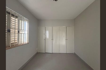 Casa para alugar com 150m², 3 quartos e 3 vagasQuarto 3