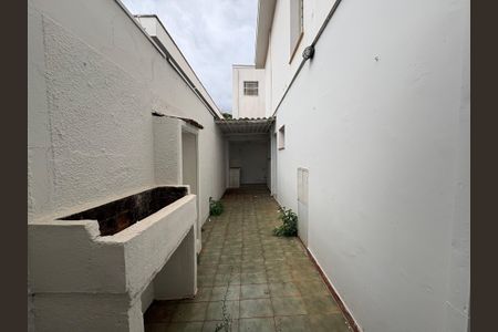 Casa para alugar com 150m², 3 quartos e 3 vagasÁrea de Serviço