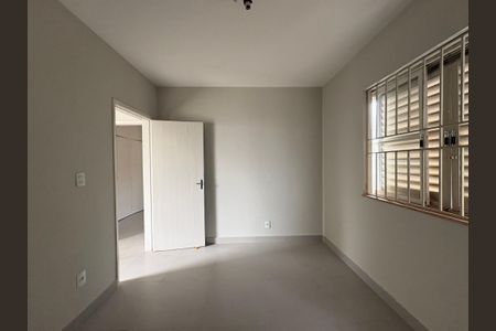 Casa para alugar com 150m², 3 quartos e 3 vagasQuarto 2
