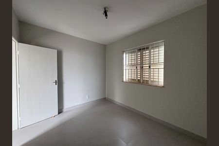 Casa para alugar com 150m², 3 quartos e 3 vagasQuarto 2