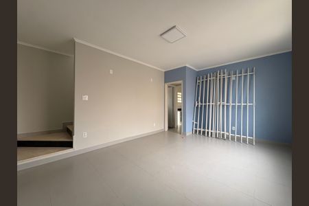 Sala de casa para alugar com 3 quartos, 150m² em Vila Seixas, Ribeirão Preto