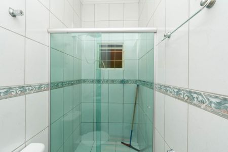 Casa à venda com 150m², 3 quartos e 2 vagas Casa à venda com 150m², 3 quartos e 2 vagasBanheiro Social
