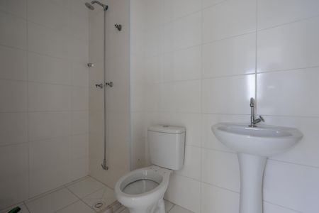 Apartamento para alugar com 43m², 2 quartos e 1 vaga Apartamento para alugar com 43m², 2 quartos e 1 vagaBanheiro