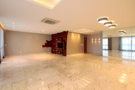 Sala de apartamento à venda com 4 quartos, 260m² em Barra da Tijuca, Rio de Janeiro