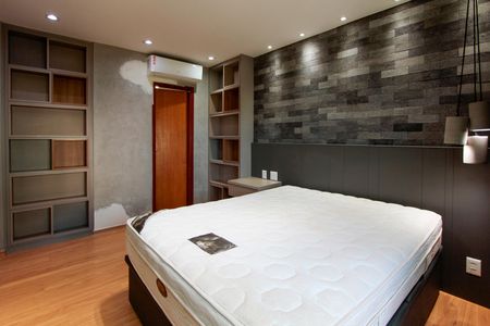 Apartamento à venda com 260m², 4 quartos e 3 vagasQuarto 4 suíte 