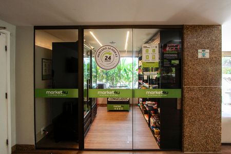 Apartamento à venda com 260m², 4 quartos e 3 vagasMercado