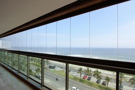Varanda de apartamento à venda com 4 quartos, 260m² em Barra da Tijuca, Rio de Janeiro