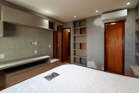 Apartamento à venda com 260m², 4 quartos e 3 vagasQuarto 4 suíte 