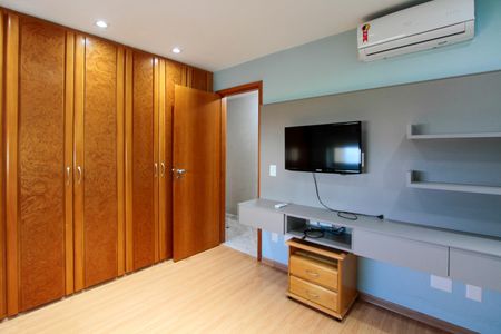 Apartamento à venda com 260m², 4 quartos e 3 vagasQuarto 3