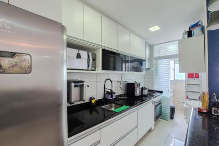 Apartamento à venda com 81m², 3 quartos e 2 vagasCozinha - Armários