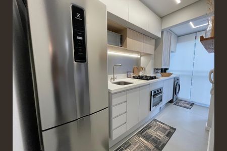 Apartamento à venda com 44m², 2 quartos e 1 vagaCozinha e Área de Serviço