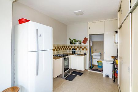 Apartamento à venda com 180m², 4 quartos e 3 vagasCozinha 2