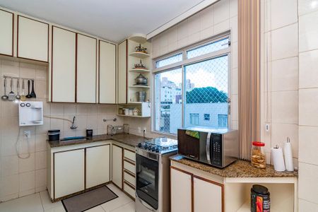 Apartamento à venda com 180m², 4 quartos e 3 vagasCozinha