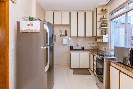 Apartamento à venda com 180m², 4 quartos e 3 vagasCozinha